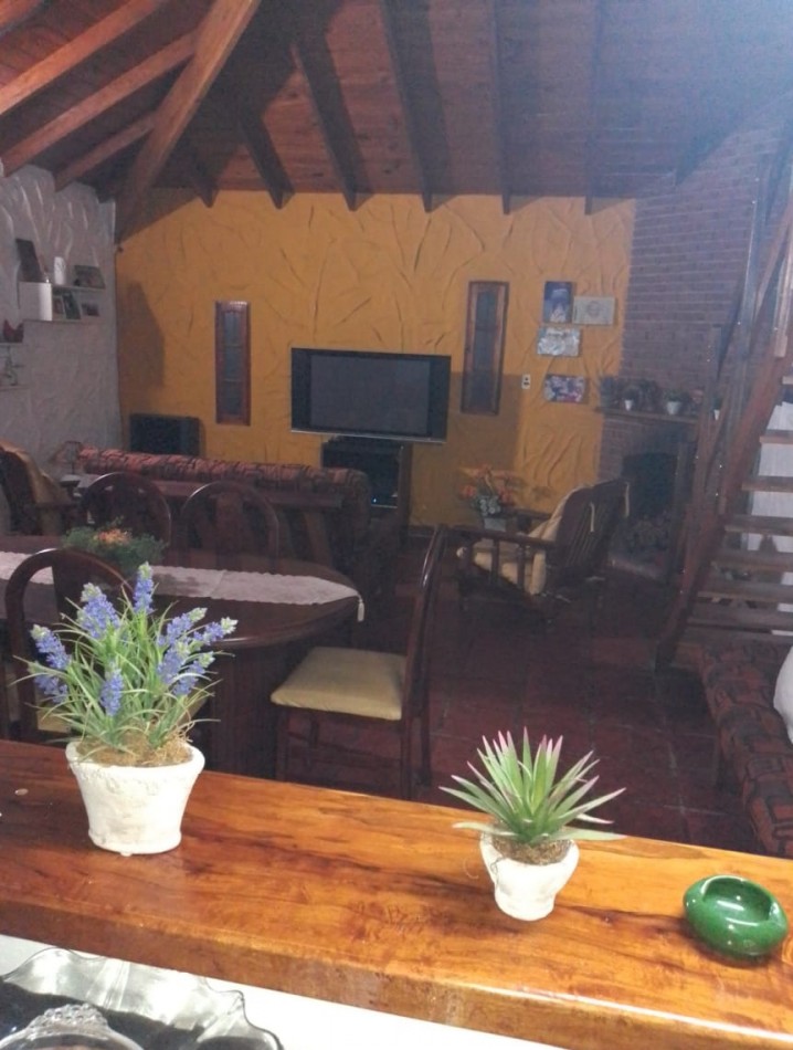 Casa de 4 ambientes en los Acantilados