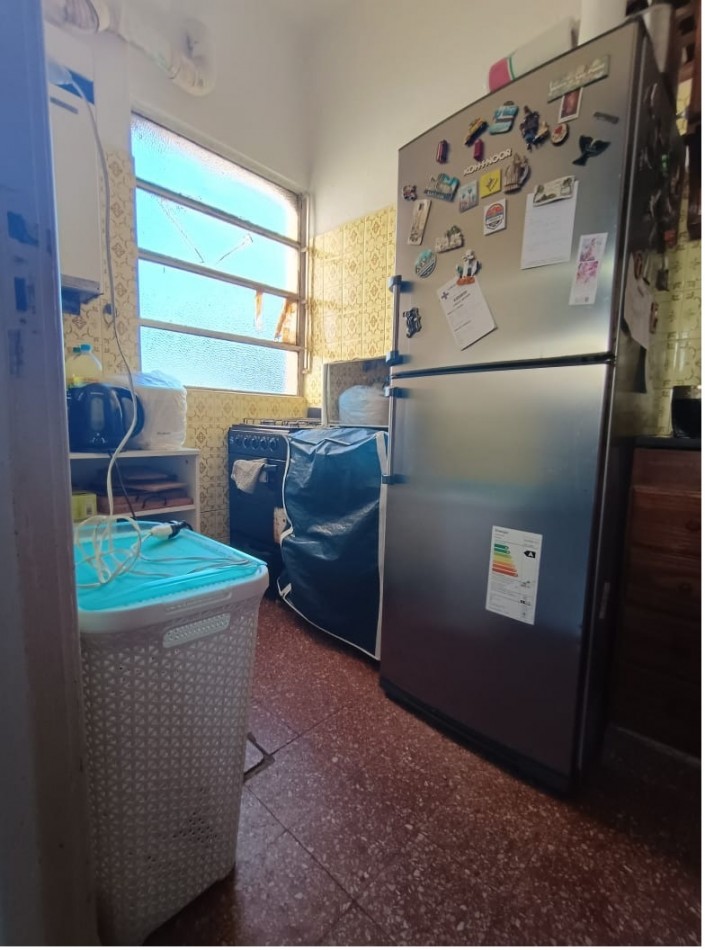Gran oportunidad de 1ra casa DEPARTAMENTO DE 3 AMB EN AVELLANEDA CENTRO A 5 MINUTOS DE CABA