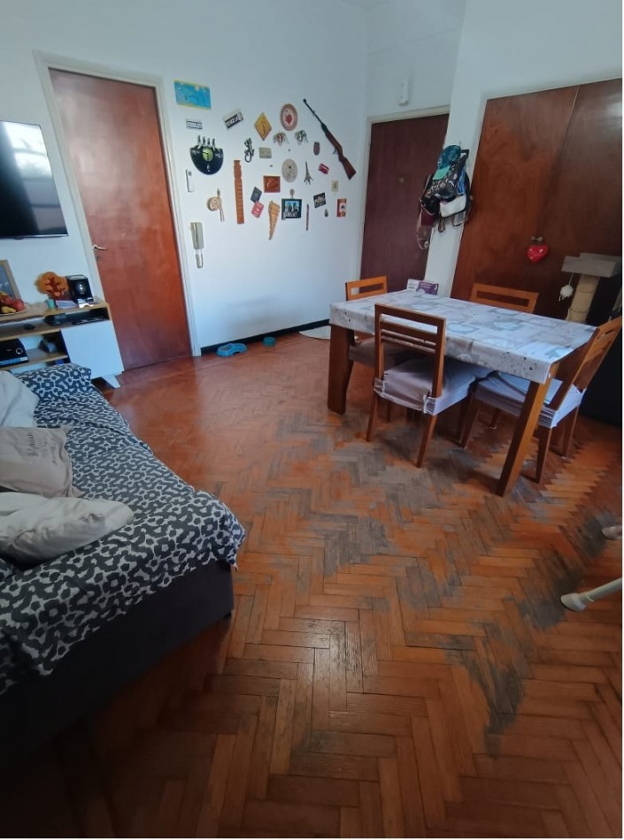 Gran oportunidad de 1ra casa DEPARTAMENTO DE 3 AMB EN AVELLANEDA CENTRO A 5 MINUTOS DE CABA