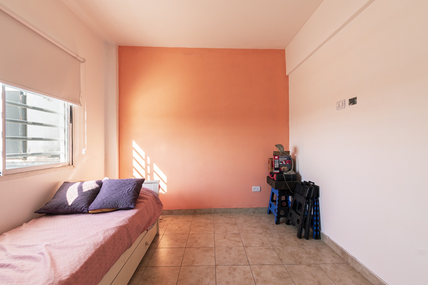DEPARTAMENTO EN DUPLEX - C/COCHERA CUBIERTA Y PARRILLA