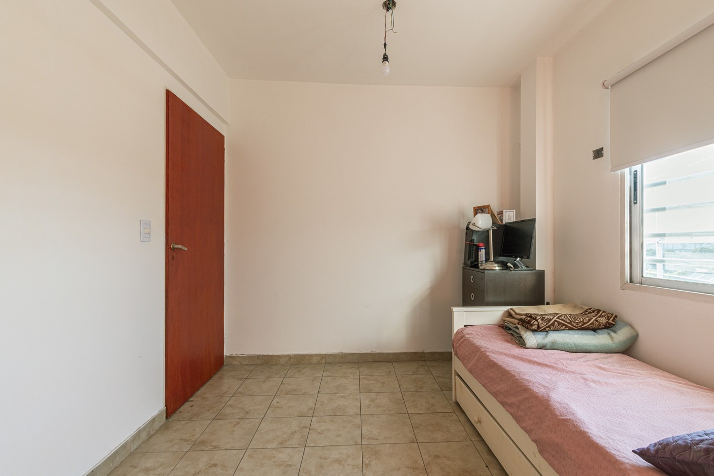 DEPARTAMENTO EN DUPLEX - C/COCHERA CUBIERTA Y PARRILLA