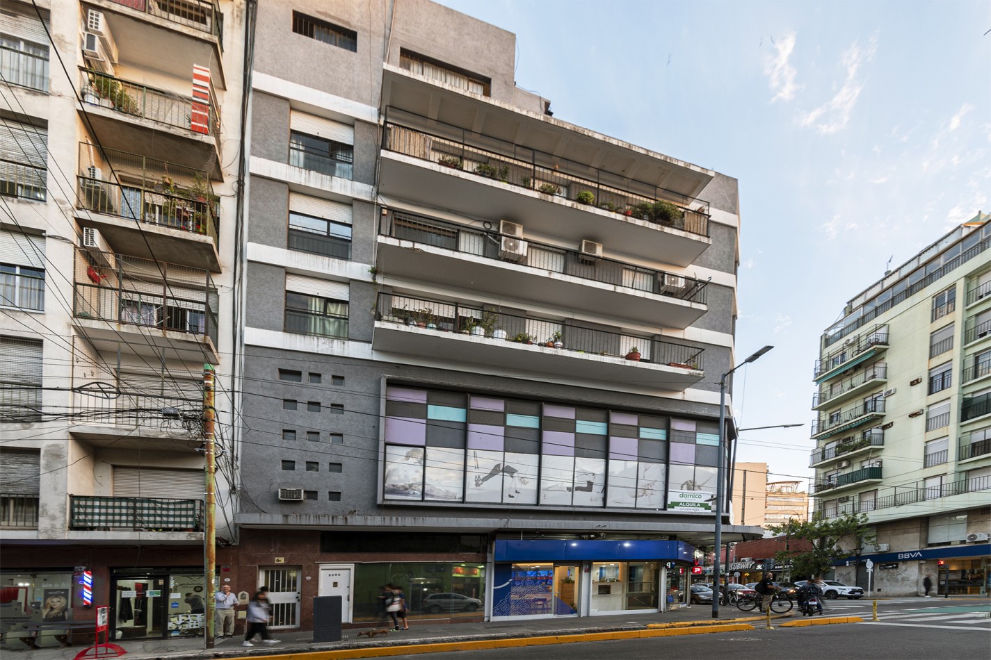DEPARTAMENTO 5 AMB- CON BALCON AL FRENTE -SUM Y TERRAZA