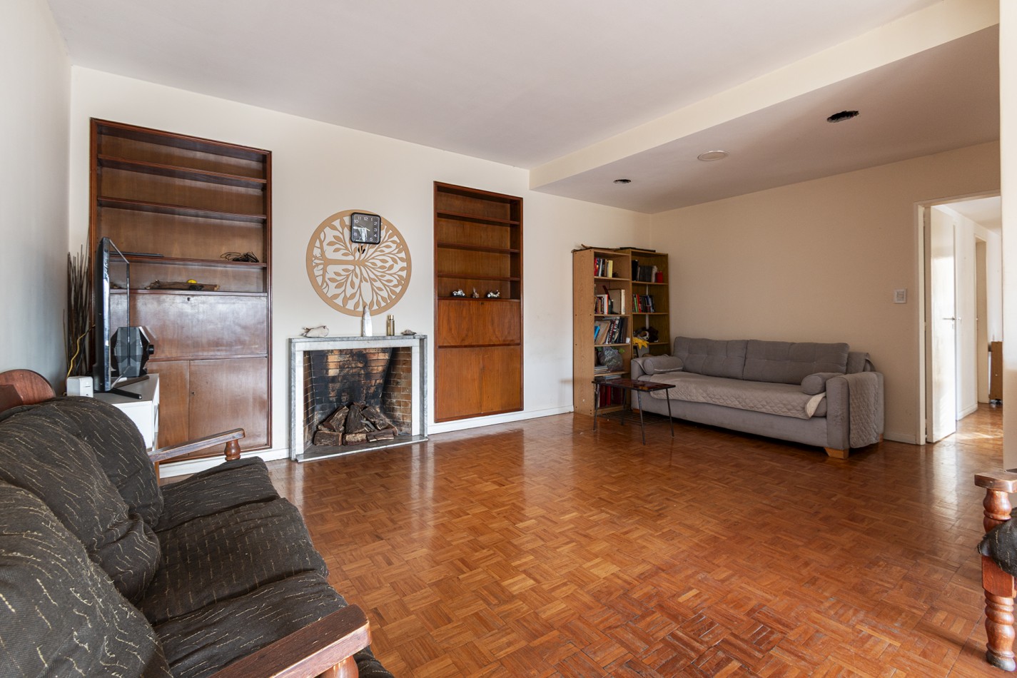 DEPARTAMENTO 5 AMB- CON BALCON AL FRENTE -SUM Y TERRAZA