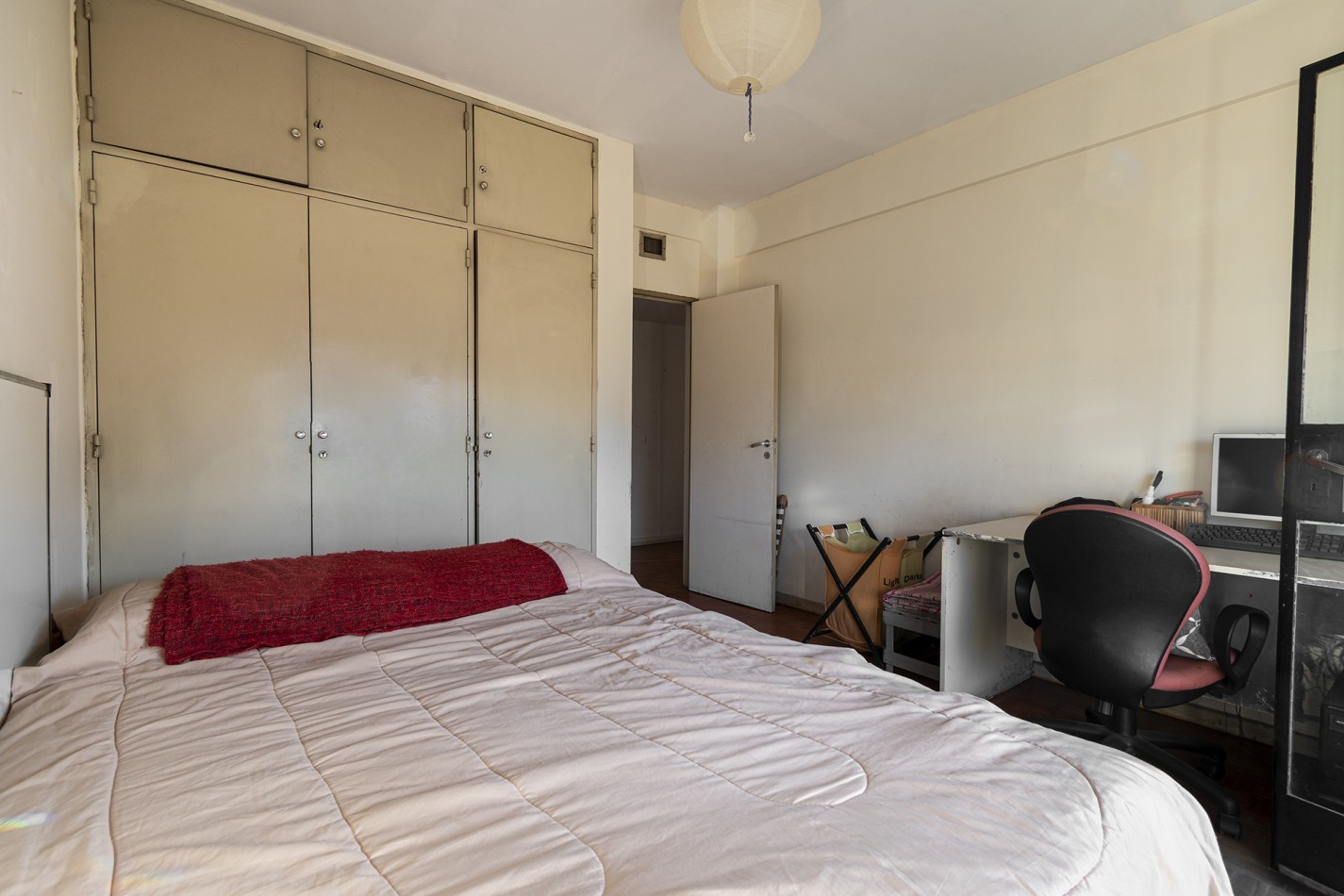 DEPARTAMENTO 5 AMB- CON BALCON AL FRENTE -SUM Y TERRAZA