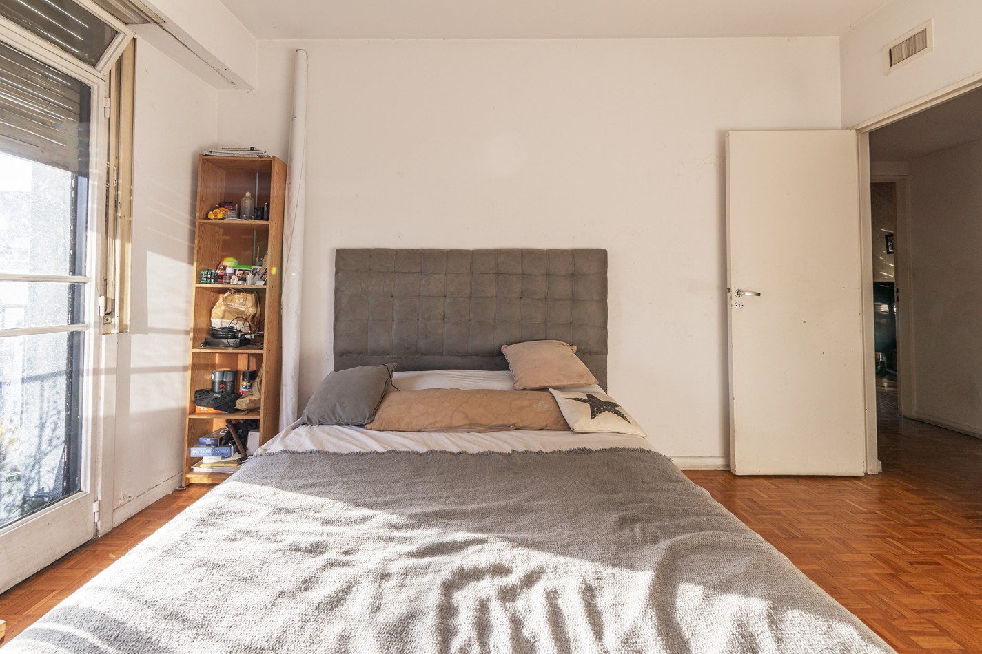DEPARTAMENTO 5 AMB- CON BALCON AL FRENTE -SUM Y TERRAZA