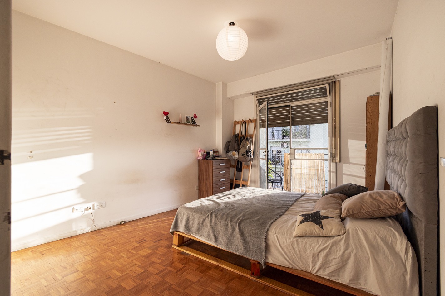 DEPARTAMENTO 5 AMB- CON BALCON AL FRENTE -SUM Y TERRAZA