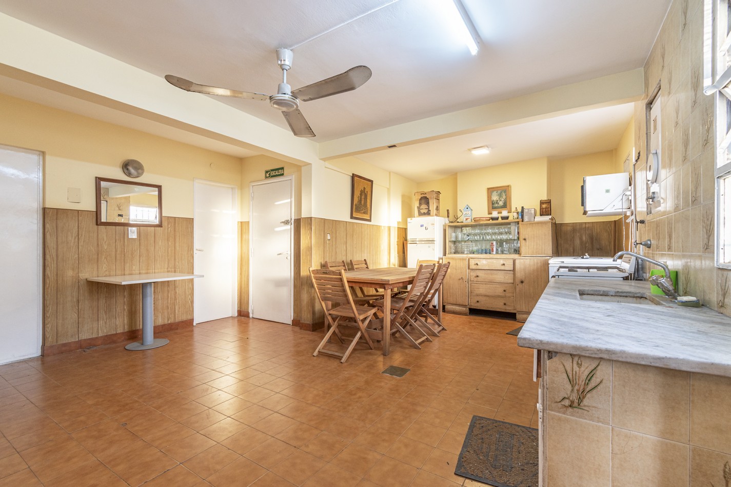 DEPARTAMENTO 5 AMB- CON BALCON AL FRENTE -SUM Y TERRAZA