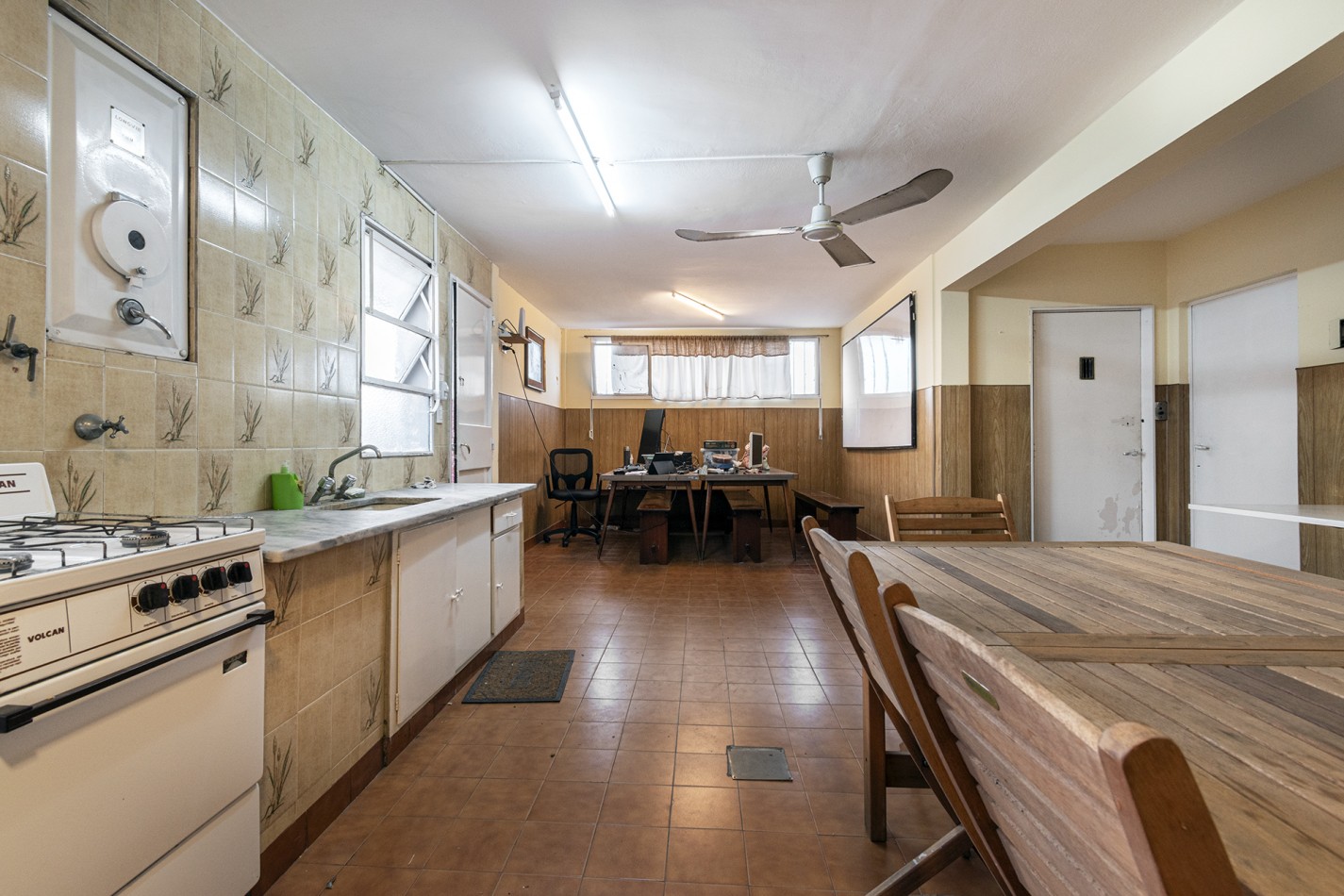 DEPARTAMENTO 5 AMB- CON BALCON AL FRENTE -SUM Y TERRAZA
