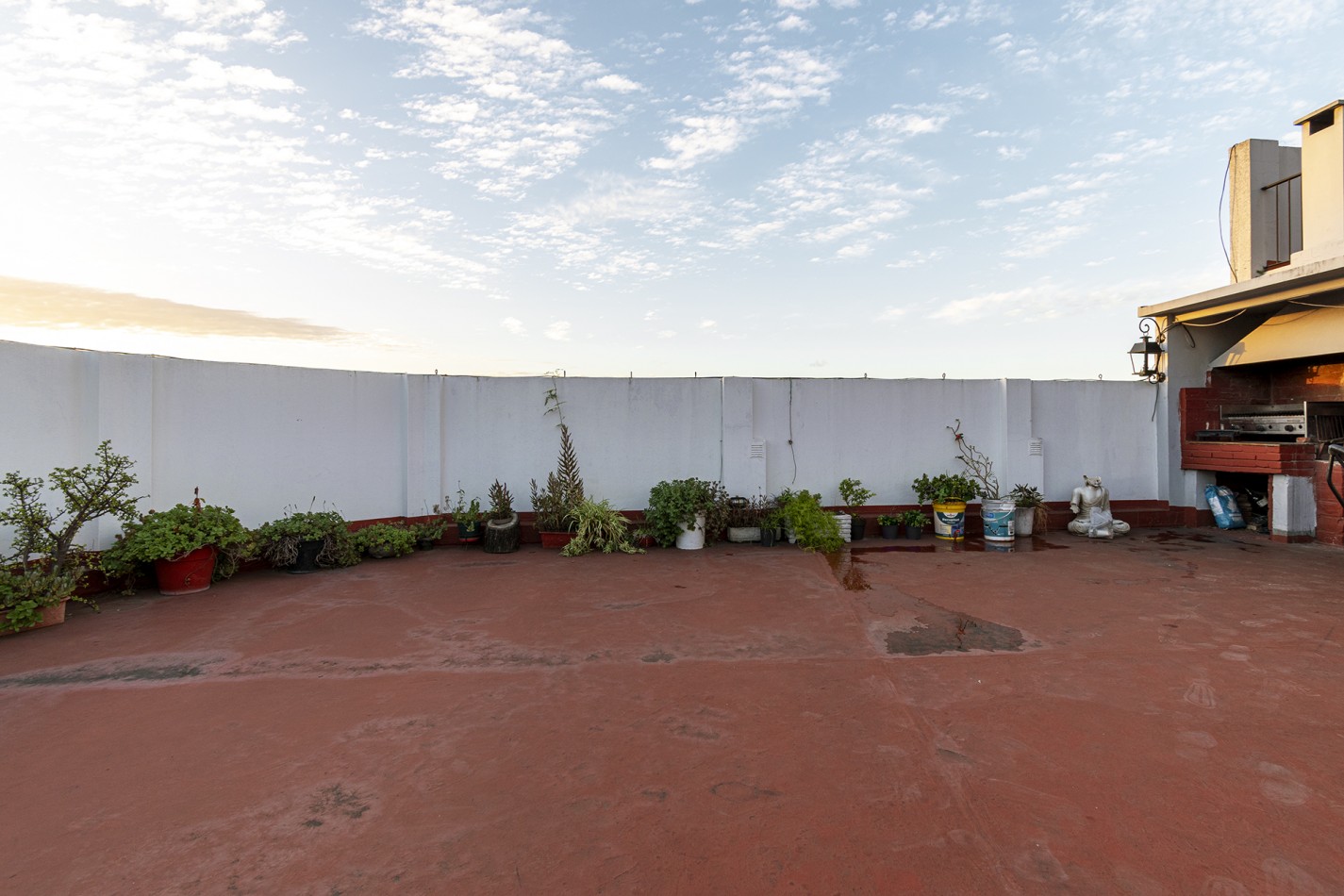 DEPARTAMENTO 5 AMB- CON BALCON AL FRENTE -SUM Y TERRAZA