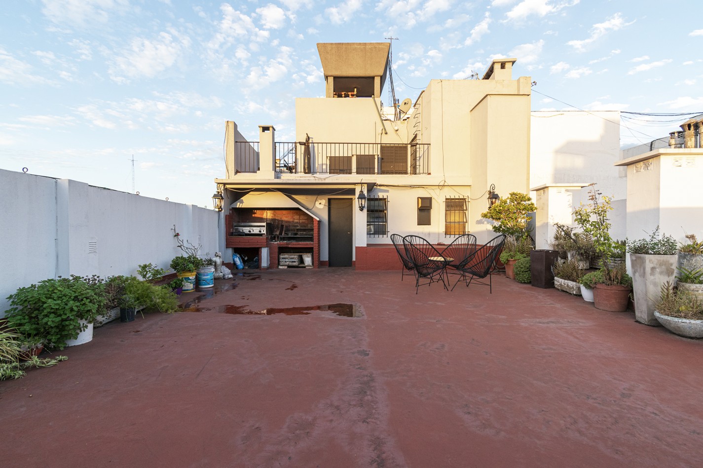 DEPARTAMENTO 5 AMB- CON BALCON AL FRENTE -SUM Y TERRAZA