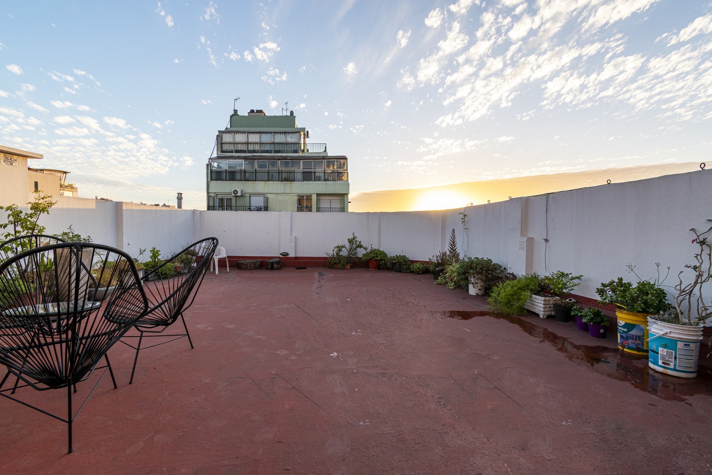 DEPARTAMENTO 5 AMB- CON BALCON AL FRENTE -SUM Y TERRAZA