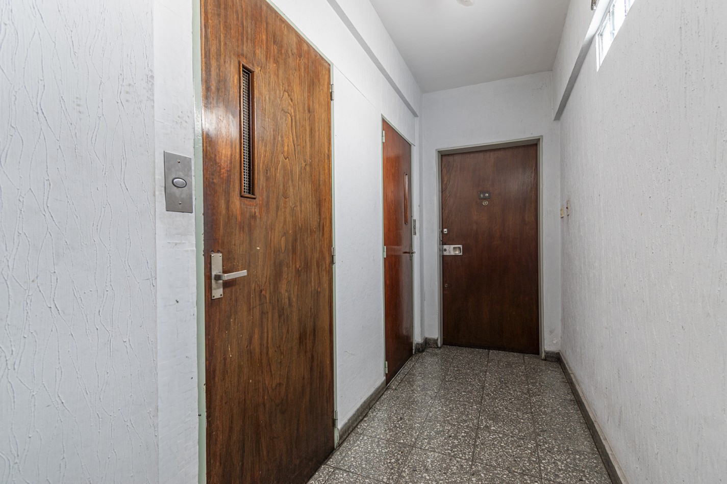 VENTA DEPARTAMENTO 4 AMBIENTES CON BALCON UBICADO EN BARRACAS