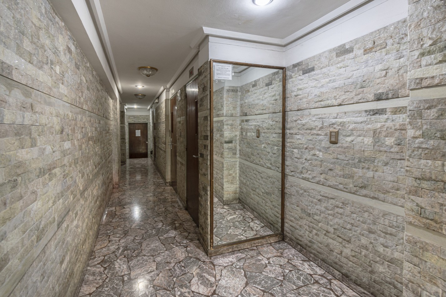 VENTA DEPARTAMENTO 4 AMBIENTES CON BALCON UBICADO EN BARRACAS