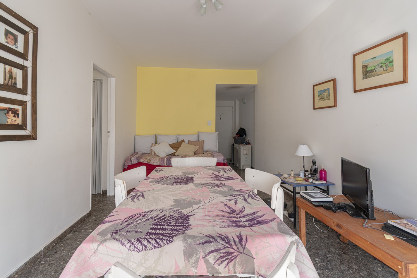 VENTA DEPARTAMENTO 4 AMBIENTES CON BALCON UBICADO EN BARRACAS
