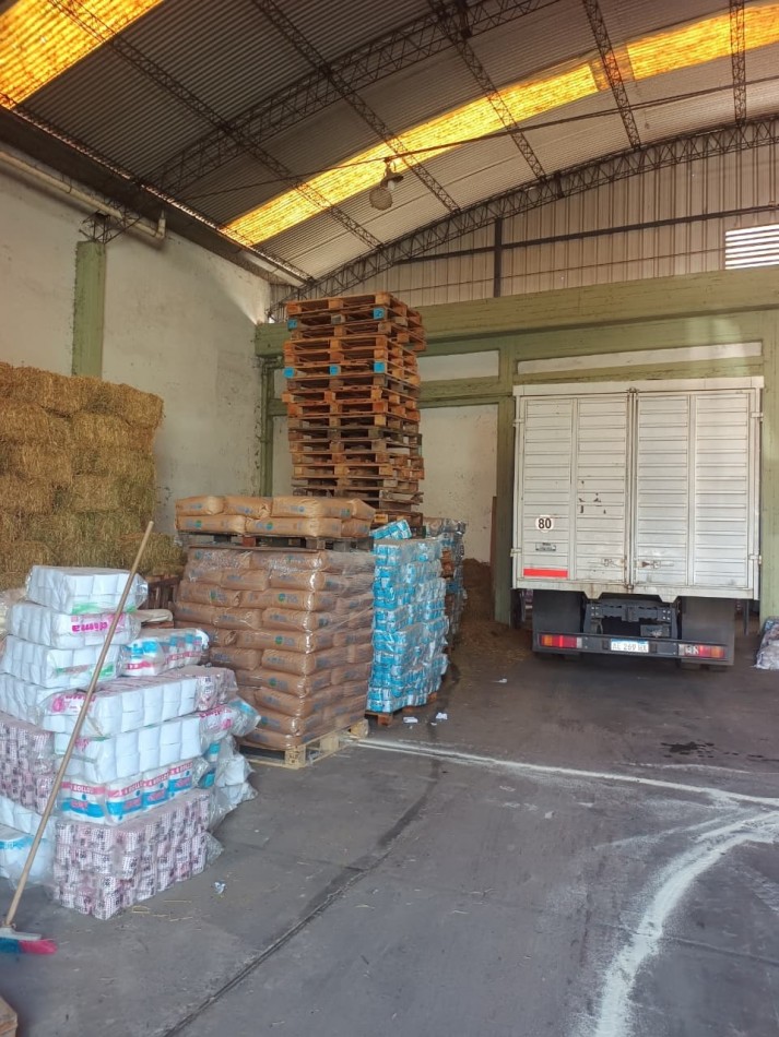 GALPON EN VENTA -Burzaco ( a metros de Ruta 4 y Rotonda los Pinos)