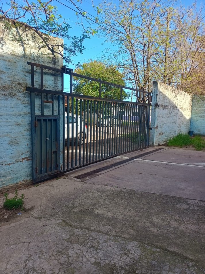 GALPON EN VENTA -Burzaco ( a metros de Ruta 4 y Rotonda los Pinos)