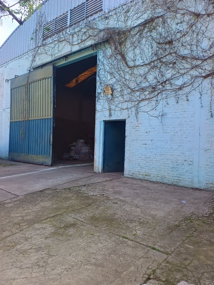 GALPON EN VENTA -Burzaco ( a metros de Ruta 4 y Rotonda los Pinos)