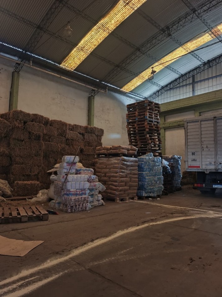 GALPON EN VENTA -Burzaco ( a metros de Ruta 4 y Rotonda los Pinos)