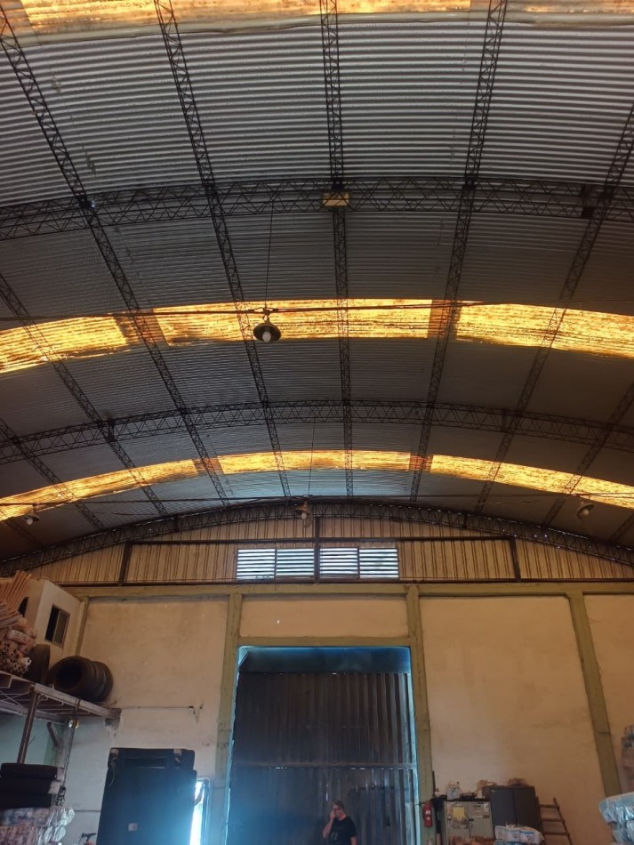 GALPON EN VENTA -Burzaco ( a metros de Ruta 4 y Rotonda los Pinos)