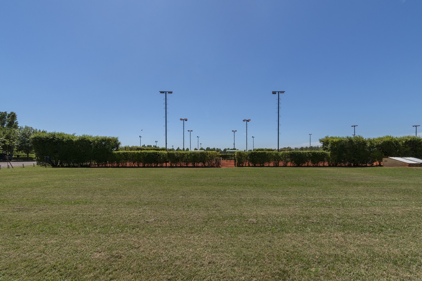 VENTA: LOTE- FINCAS DE SAN VICENTE SPORTING-2000mts