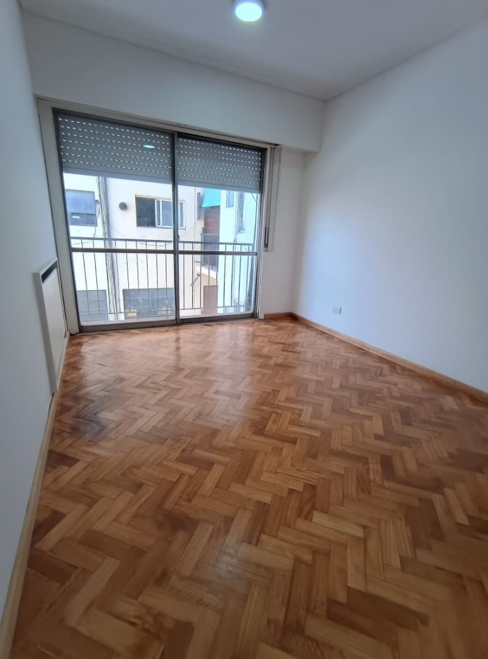 ALQUILER- Departamento de 2 ambientes- Avelleneda Centro