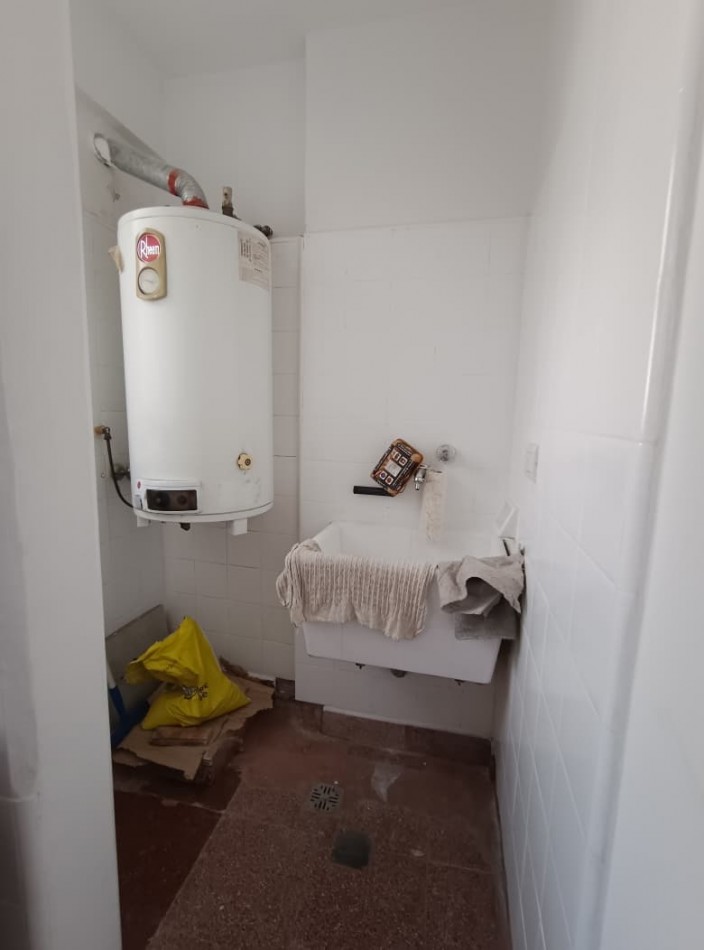 ALQUILER- Departamento de 2 ambientes- Avelleneda Centro