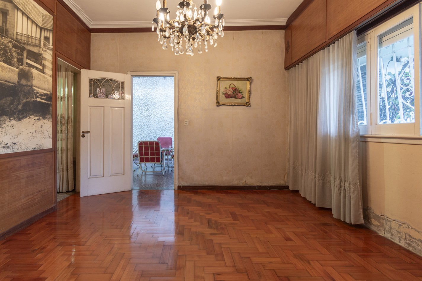 VENTA: Hermoso Chalet de 5 ambientes con Patio-Terraza- Cochera