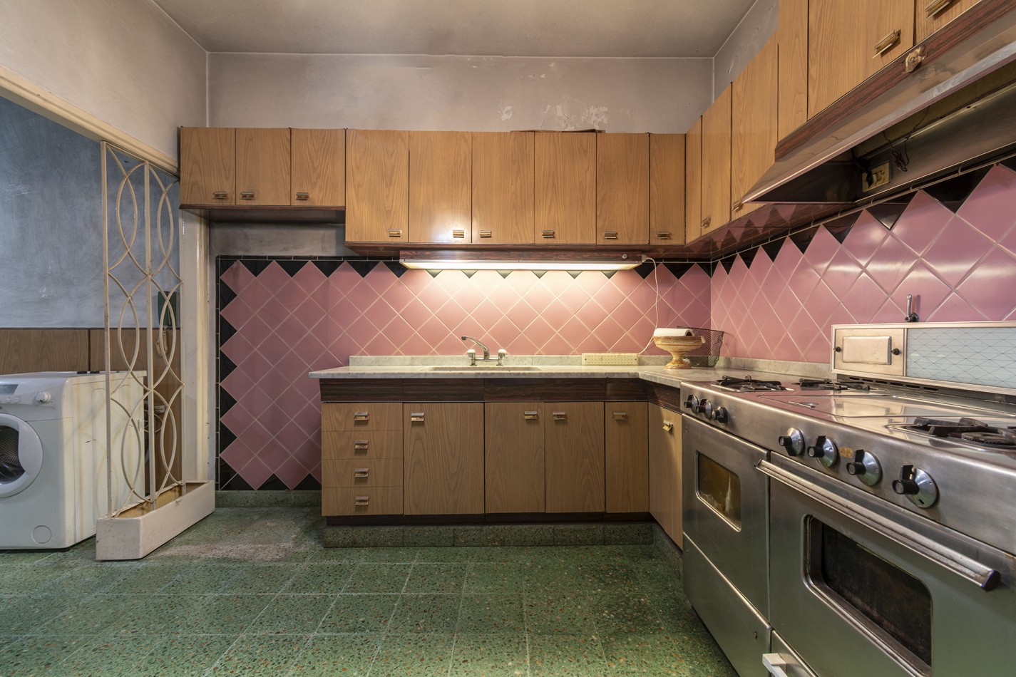 VENTA: Hermoso Chalet de 5 ambientes con Patio-Terraza- Cochera