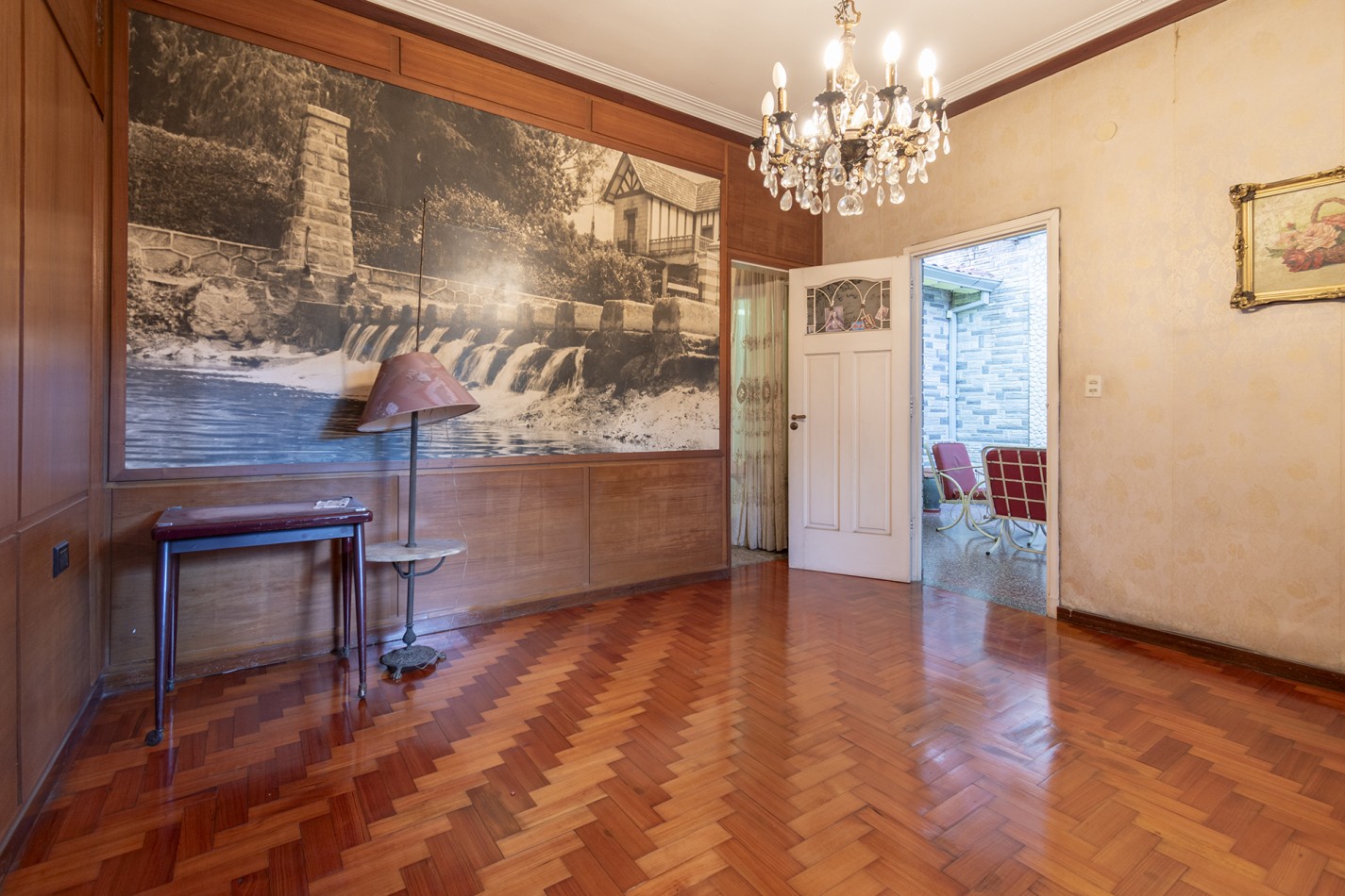 VENTA: Hermoso Chalet de 5 ambientes con Patio-Terraza- Cochera