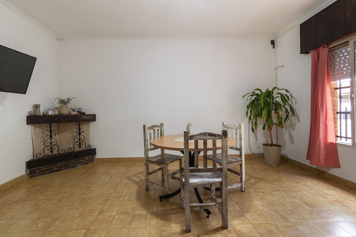 PH AL FRENTE- 4 AMB A MEDIA CUADRA DE ALVEAR