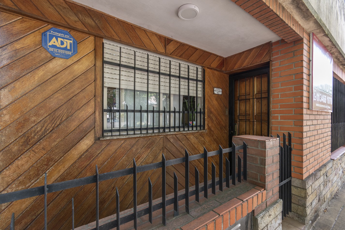 PH AL FRENTE- 4 AMB A MEDIA CUADRA DE ALVEAR