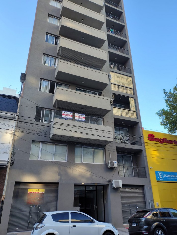 VENTA : GRAN OPORTUNIDAD : Monoambiente  de 28 mts2 a mts de Av Mitre