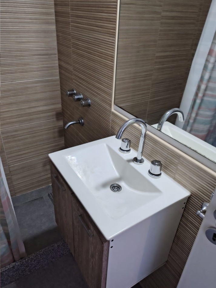 ALQUILER MONOAMBIENTE DE 28 MTS2 3ER PISO