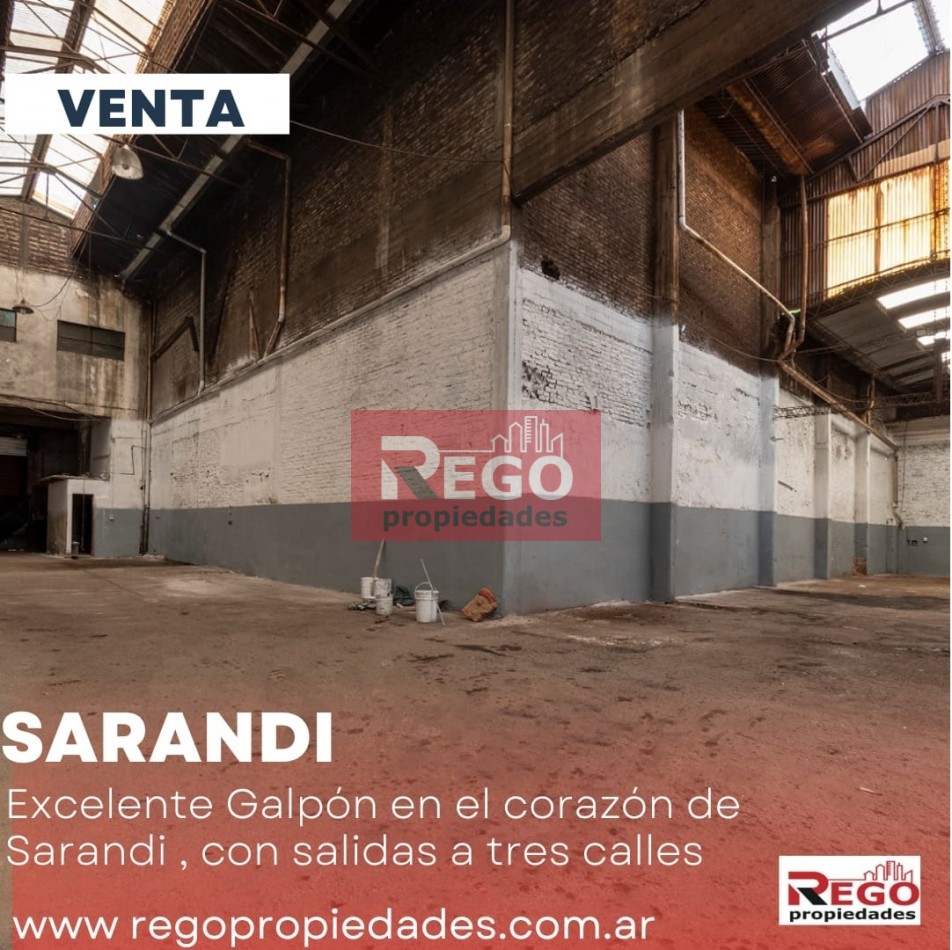 VENTA : EXCELENTE GALPON EN EL CORAZON DE SARANDI