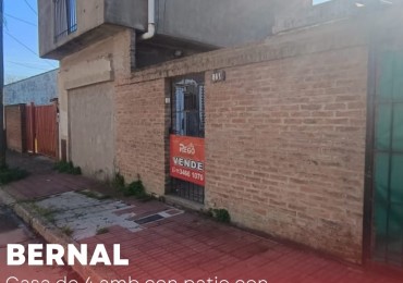 VENTA GRAN OPORTUNIDAD "CASA DE 4 AMB CON PATIO Y GARAGE"