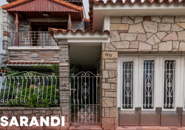 VENTA: Hermoso Chalet de 5 ambientes con Patio-Terraza- Cochera