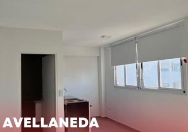 VENTA : GRAN OPORTUNIDAD : Monoambiente  de 28 mts2 a mts de Av Mitre